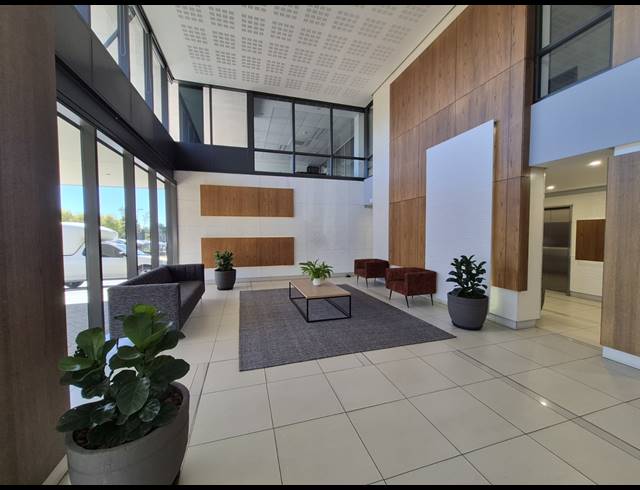 551M² OFFICE TO LET IN SANDTON CENTRAL